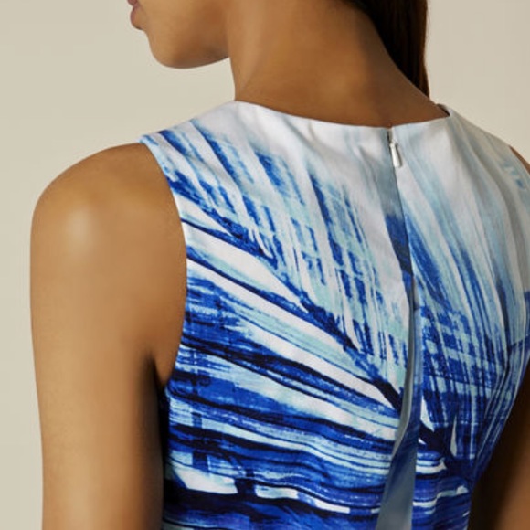 Karen Millen Blue Palm Print Dress 💙💙💙 - Picture 3 of 4